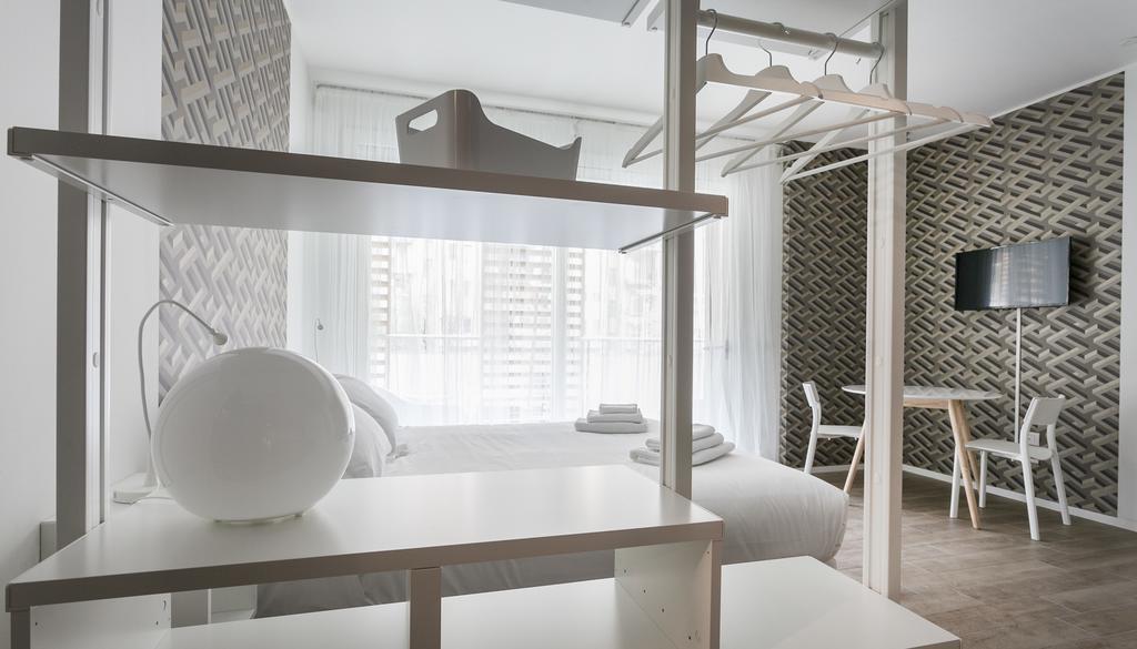 Italianway-Poma Appartement Milaan Buitenkant foto