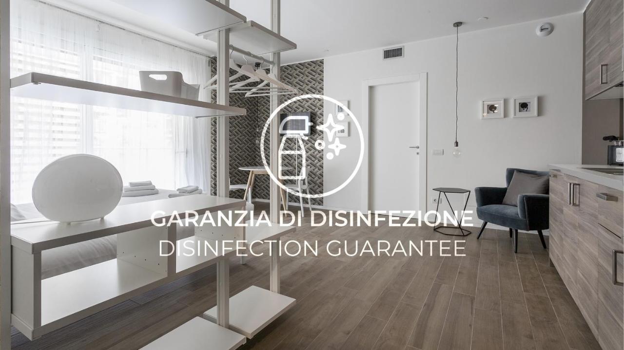 Italianway-Poma Appartement Milaan Buitenkant foto